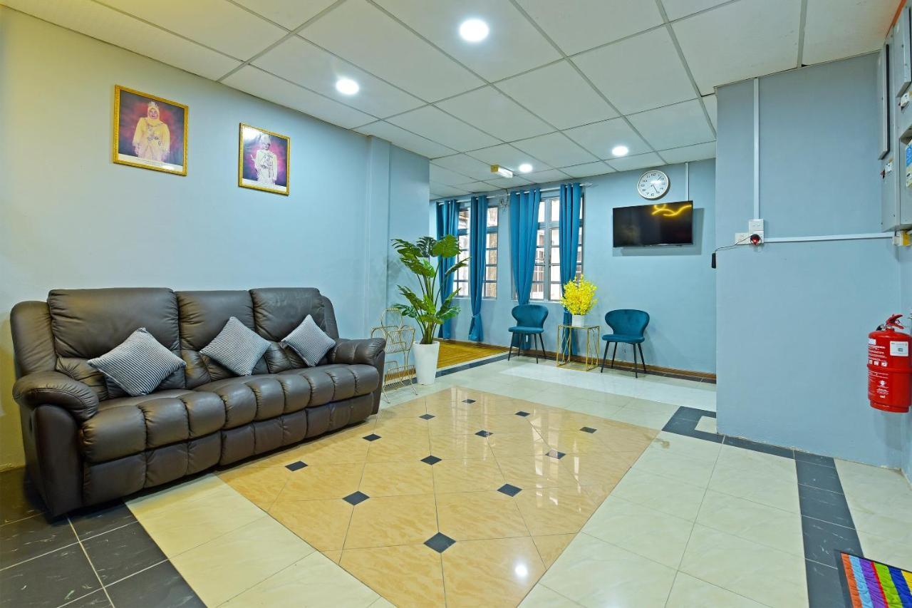 Oyo 90672 De Paradise Turtle Hotel Kerteh Eksteriør bilde