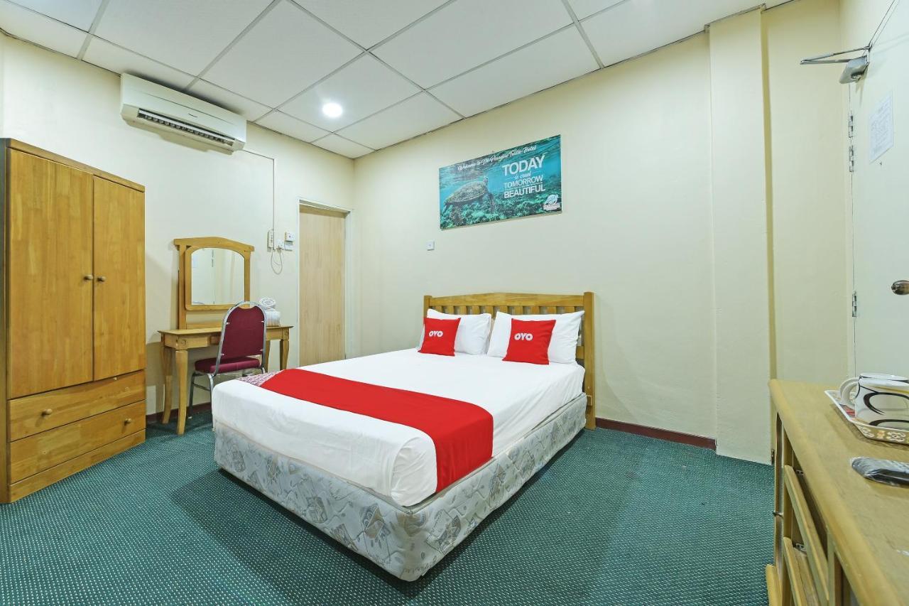Oyo 90672 De Paradise Turtle Hotel Kerteh Eksteriør bilde
