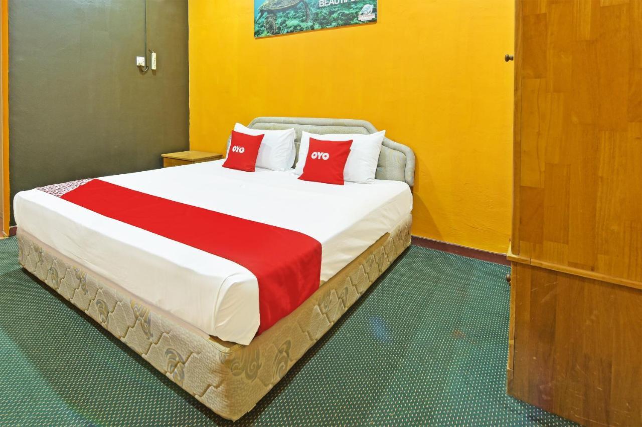Oyo 90672 De Paradise Turtle Hotel Kerteh Eksteriør bilde