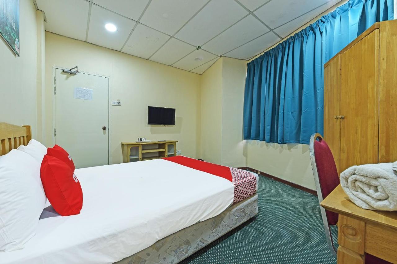 Oyo 90672 De Paradise Turtle Hotel Kerteh Eksteriør bilde